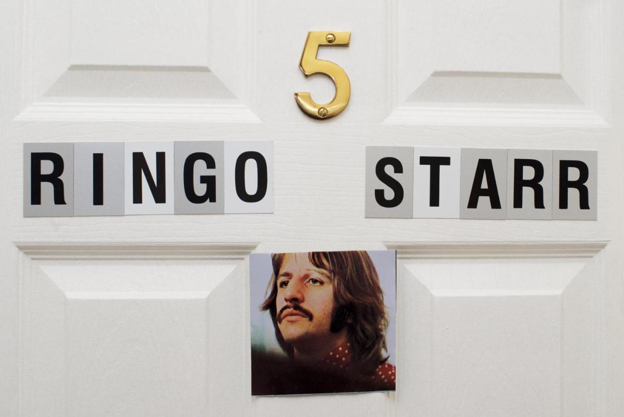 Apartment - The Beatles Theme House - Penny Lane Dd1 *